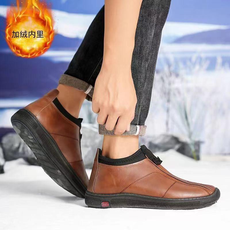 Winter casual velvet leather shoes thickened warm leather cotton shoes waterproof, oil-proof and non-slip chef shoes soft-soled shoes