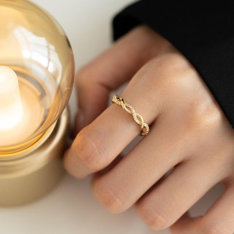 Elegant Twisted Womens Braided Ring In Retro French Style With Unique Geometric Pattern