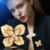 Neue Luxus-Schwerindustrie-Temperament kleine Blumenbrosche Nischendesign einfach und exquisite Blumendekoration