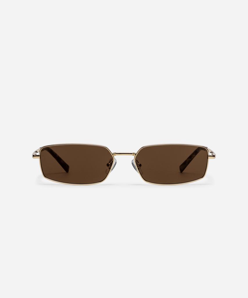 Neotelia Biyani · S-Brown