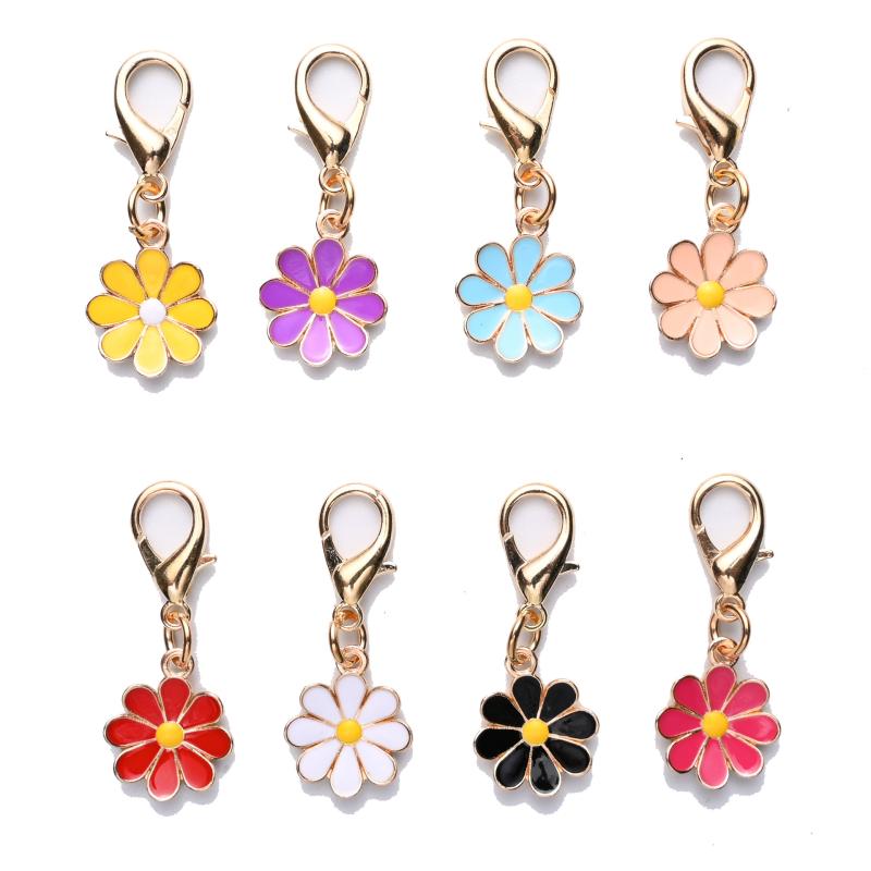 4Pcs Cute Daisy Flower Keychain Alloy Colorful Flower Pendant Bag Pendant Hanging Ornaments Keychain