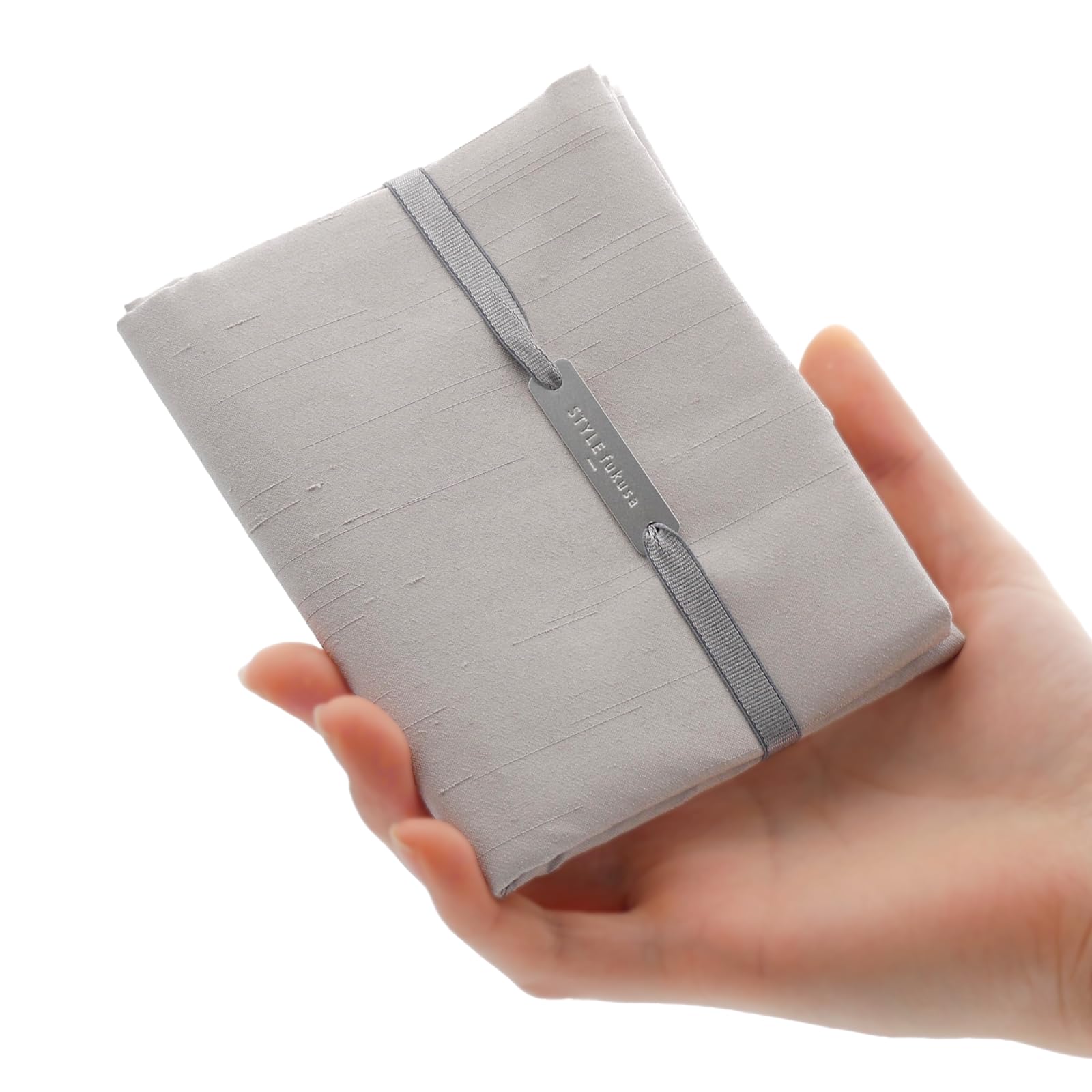 

Стильная Фукуса (Японская традиционная ткань), подходит как для формальных, так и для неформальных случаев, подходит для свадеб, складной, цвет нуар, для мужчин