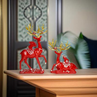 Set of 2 Reindeer Couple Figurines Decorative Centerpiece Elk Sculpture Gift Modern Deer Statues for Shelf Wedding Living Room Red (RED)