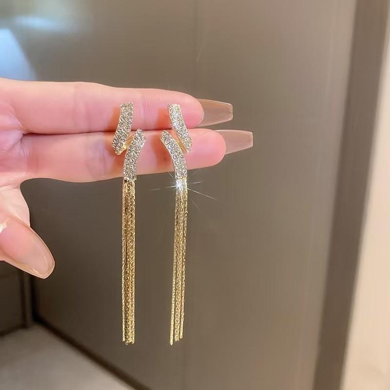 Minimalist Long Alloy Tassel Earrings With Full Rhinestones For Fashion Female