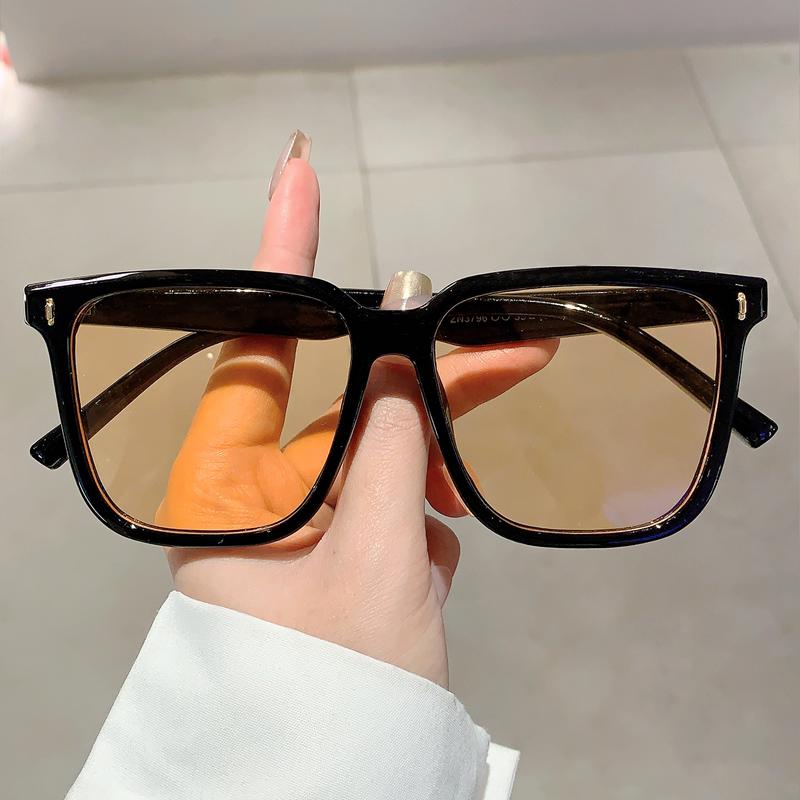 KAMMPT Vintage Square Sunglasses Oversized Korean Style Women Shades Trendy Fashion Luxury Eyewear