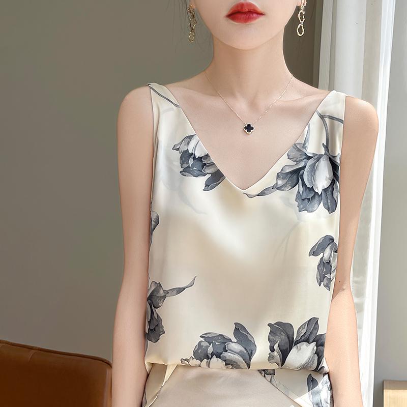 High-Quality Chinese-Style Satin V-Neck Camisole: Women's Sleeveless Summer Top