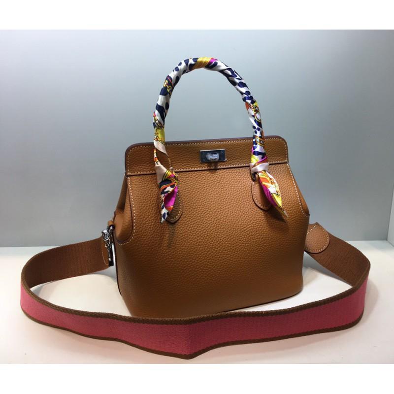 

Original Togo Top-layer Cowhide Shoulder Bag High-end Milk Box Turn-on Handbag Single-shoulder Cross-body Length 25x thickness 15x height 22cm хаки