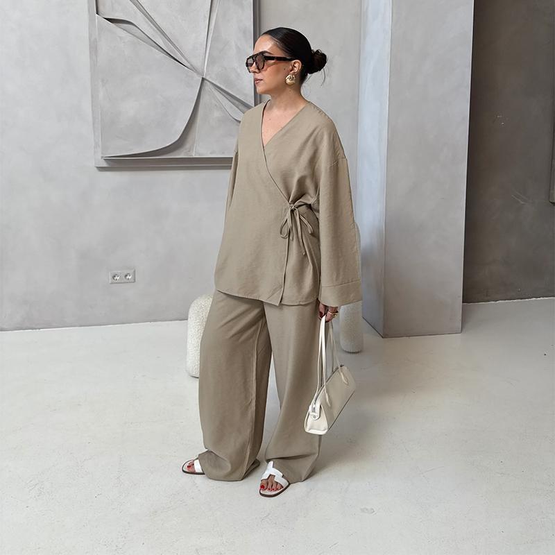 

Винтажные женские брючные костюмы, свободные рубашки с V-образным вырезом, на шнуровке, с длинным рукавом, широкие брюки 2025, комплект из 2 предметов для женщин L хаки