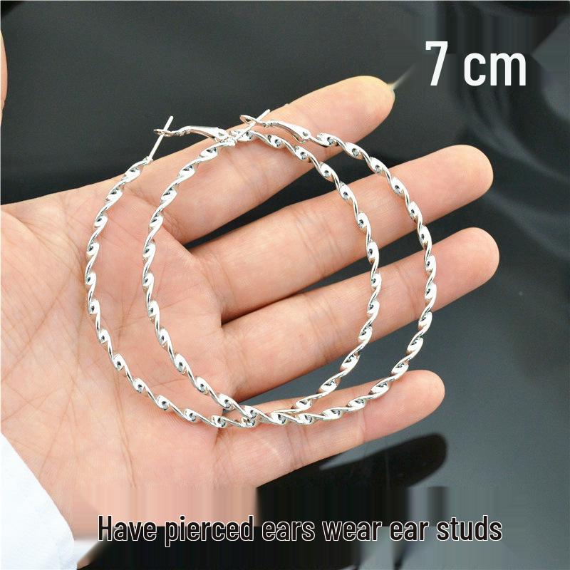 Women’s Shiny Twisted Circle Ear Clips - Gold & Silver, No Piercing Needed