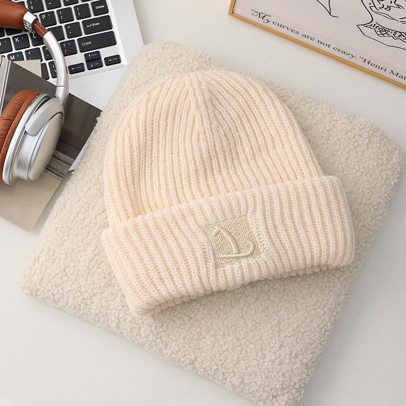 Big Head Circumference Coarse Yarn Hat for Women Autumn and Winter Loose Warm Pile Cold Hat Knitted Ear Protection Hat