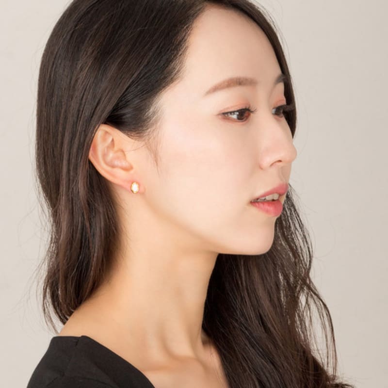 AUGUST ALICE 14K Tiny Cabochon Opal Earrings