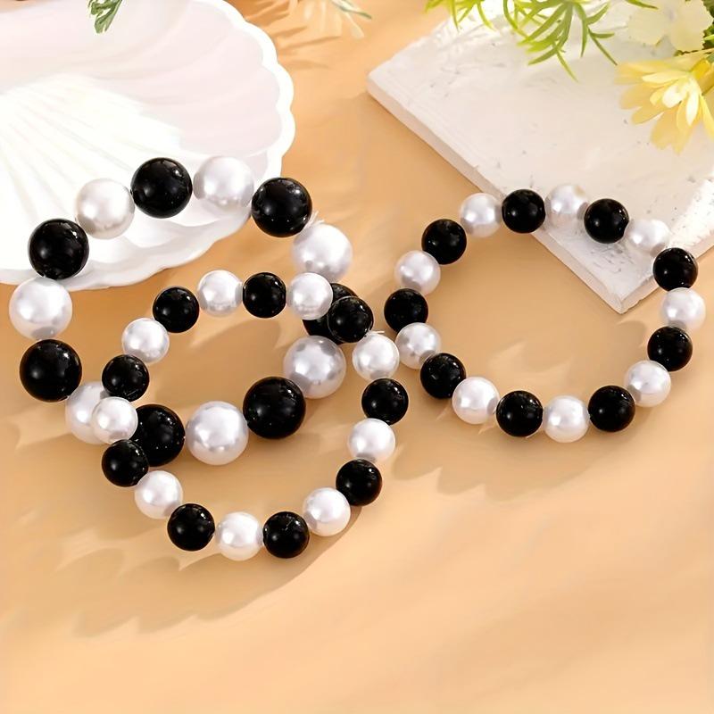 Minimalist Black & White Imitation Pearl High-Gloss Bracelet Set