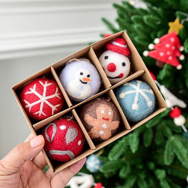 6pcs/box Wool Felt Party Hanging Balls Gifts Christmas Ornaments Home Santa Snowman Window Dsplay Ball Decorations Holiday