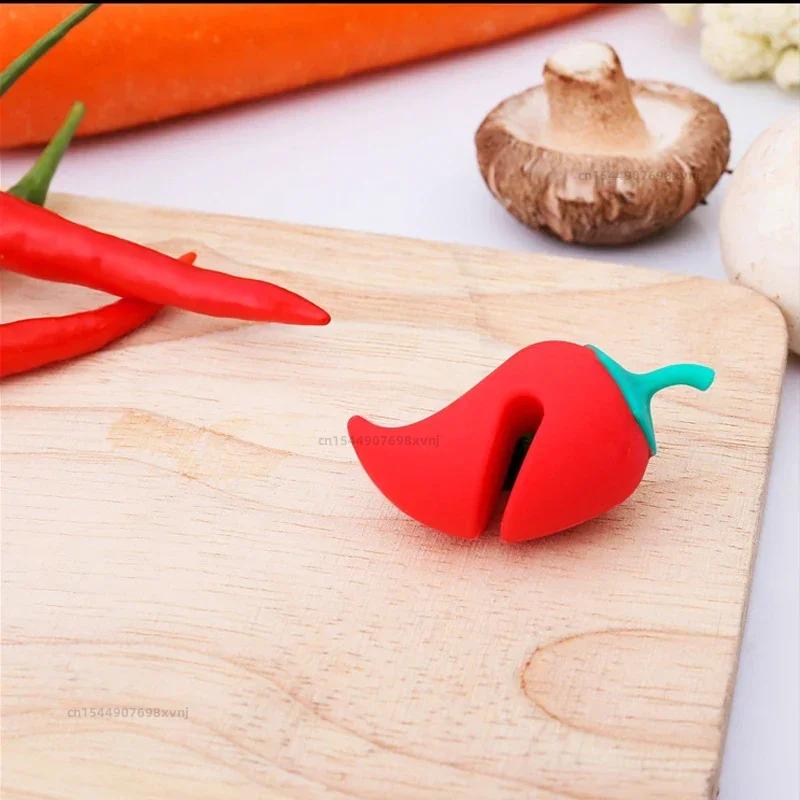 Cute Silicone Pot Lid Anti-spill Rack Heat-resistant Anti-Overflow Stoppers Pot Cover Lifter Holder Creative Kitchen Tool Gadget