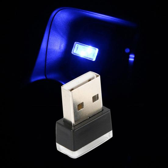 Přenosná USB LED dekorativní lampa do interiéru auta s noční atmosférou