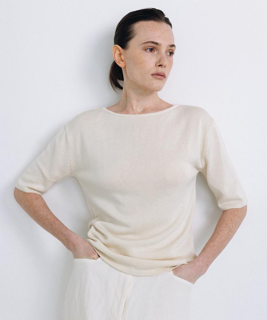 Beullaengkeulumumeon Boat Neck Half Knit_Ivory