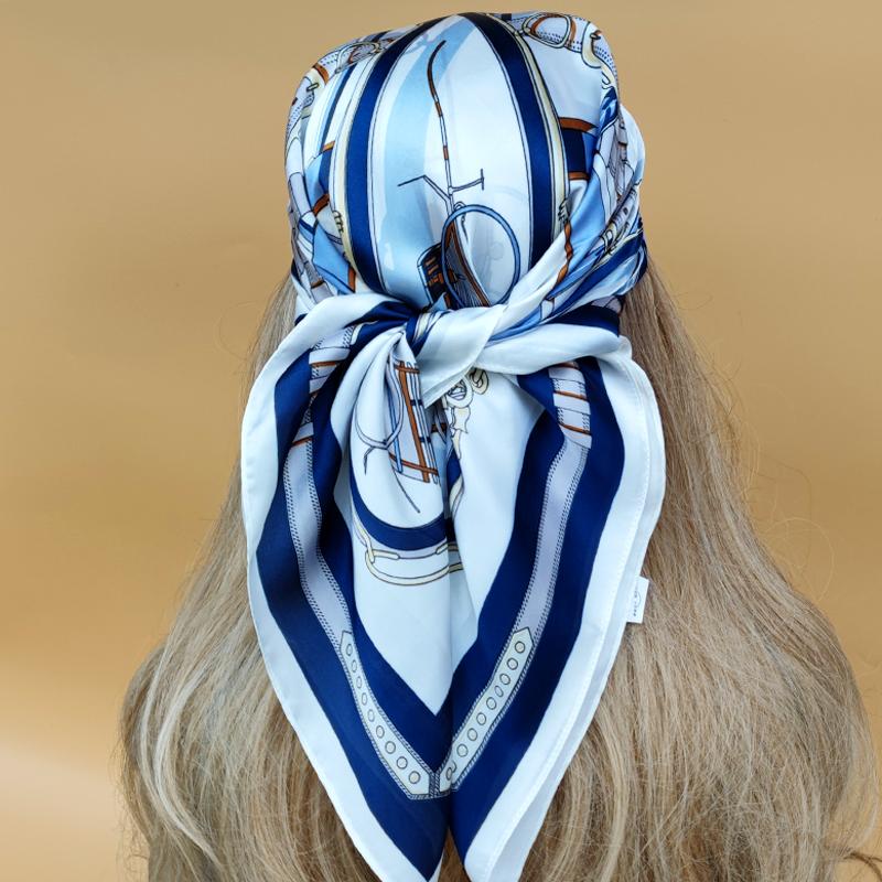 The Four Seasons Beach Kerchief New Style Sunscreen Silk Hijab Women Popular Design Headscarf Luxury 70X70CM Square Scarves