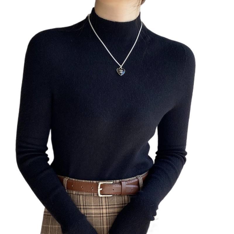 2026 Spring Women's Soft Wool Half-High Neck Slimming Knit Top