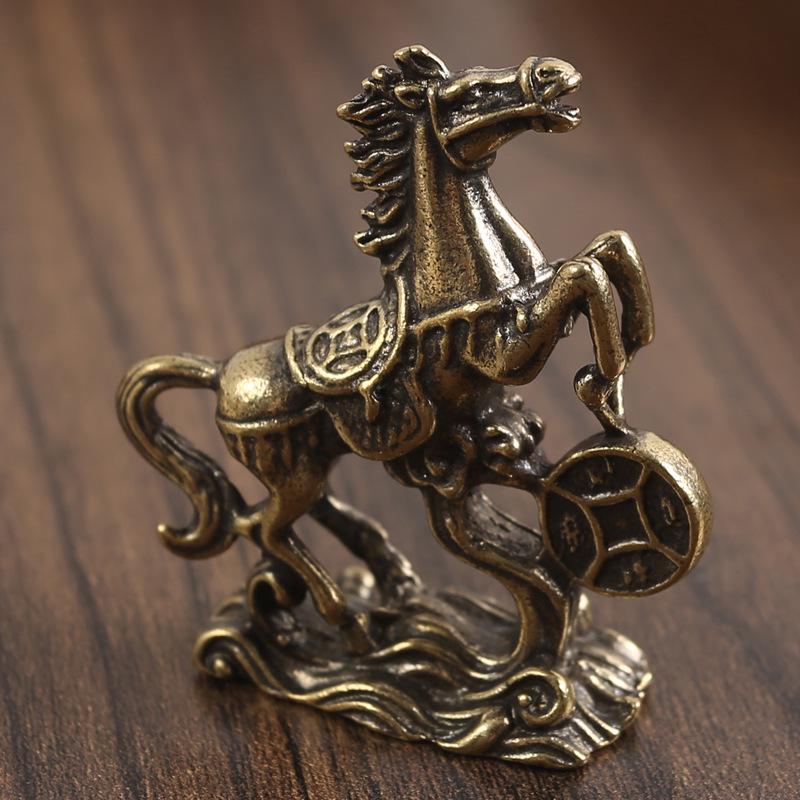 Brass Horse Ornament: Pure Copper Tea Pet for Desktop - Zodiac Horse Sign of Success