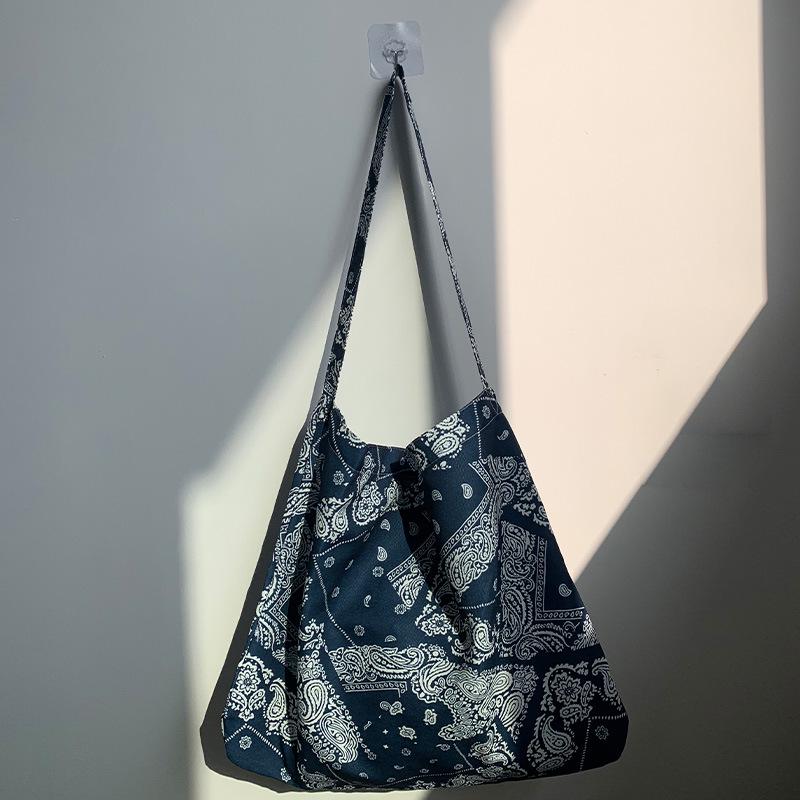 Schultertasche aus Kord-Canvas mit Leopardenmuster - Koreanischer Stil, Neues Sommer-College-Design