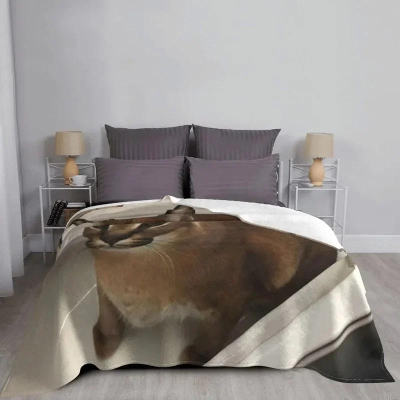 Großer Floppa Karakal Katze Niedliches Meme Decke Weiches Korallenfleece Warme Flanell Badewannen Überwurfdecken für Sofa Auto Schlafzimmer Tagesdecke