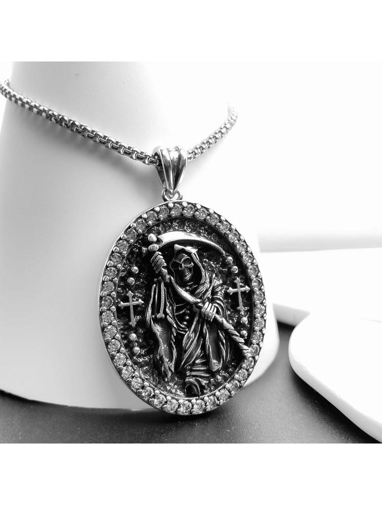 Xiweier Retro Halloween Skull Pendant Necklace - Unisex Unique Design