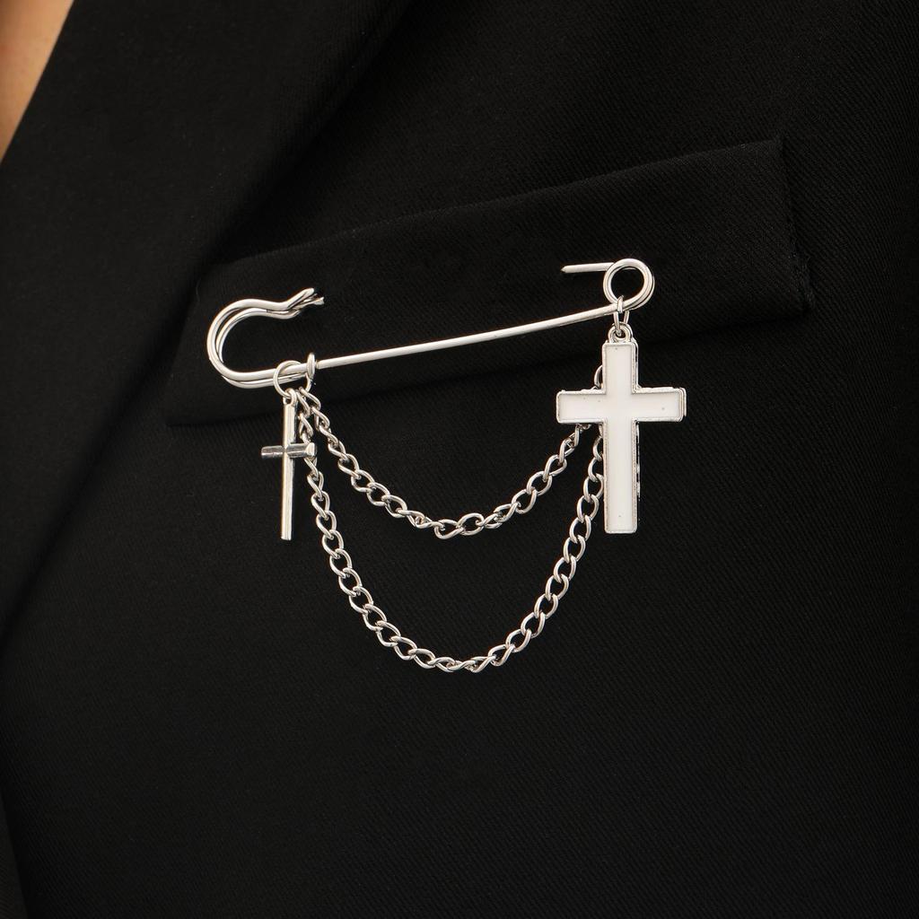 Minimalist Cross Jewelry Paperclip Chain Brooch—Unisex Punk Hip Hop Heart Pin with Tassel for Suits