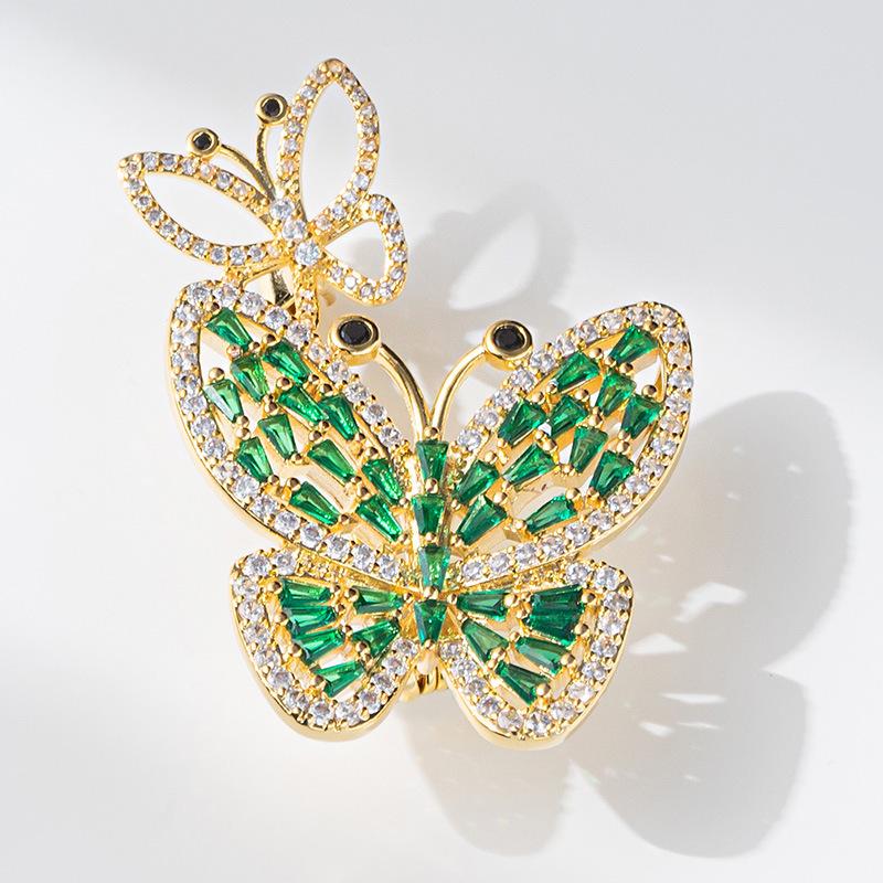 Exquisite Double Butterfly Brooch: Zirconium Copper High-End Lapel Pin for Suit Accessories