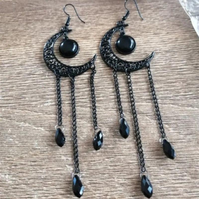 Boucles d'oreilles Lune Noire Céleste: Bijoux Solaires Bohémiens Gothiques