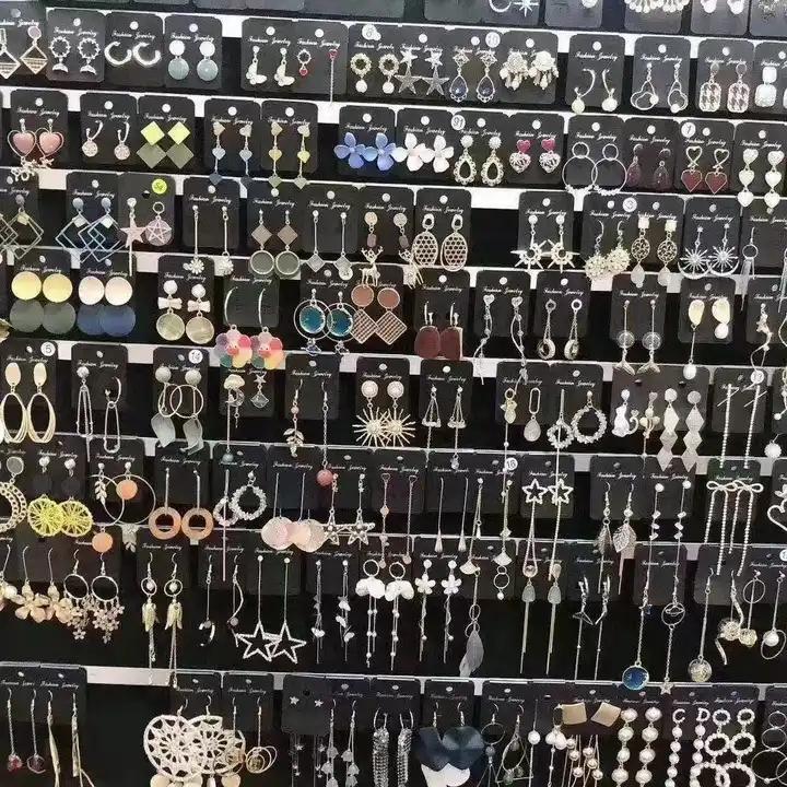 80-150pcs Each kg Sell by Weight European and American Sweet Fashion Earrings Bulk Jewelry Mix and Random