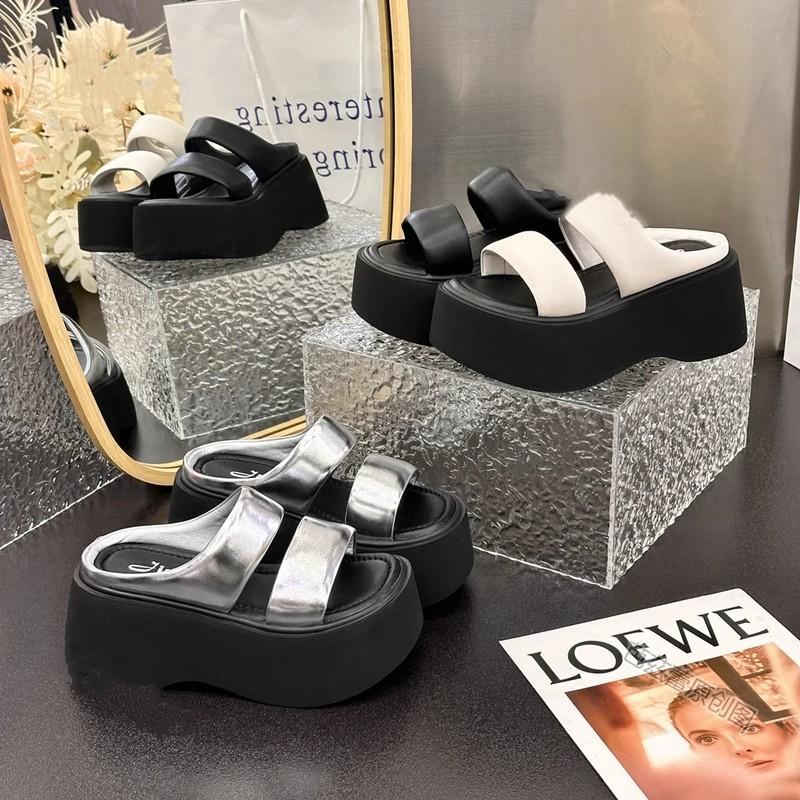 Real soft leather thick-soled women's sandals summer versatile muffin thick-soled and light, small people increase their height with one pedal