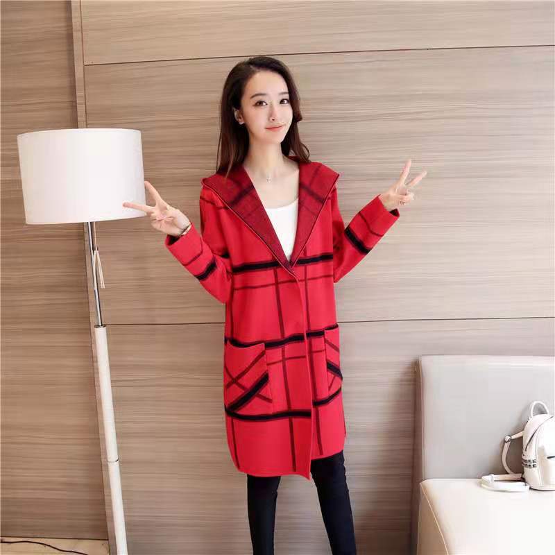 

Вязаный кардиган женский средней длины модный наряд весна и осень новый осенне-зимний свободный клетчатый свитер куртка One size