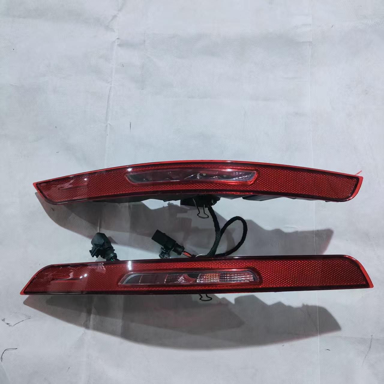 Rear Bumper Light for Porsche Macan 95B945725J Left Rear Light