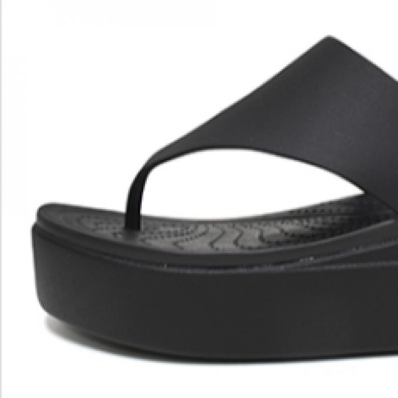 Crocs Brooklyn Flip Tall Wedge Flip Flops 208727 001