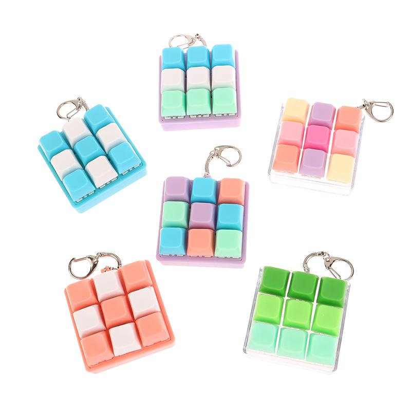 9 Taster Firkantede Tastaturtaster Nøkkelring Fidget Leke Fest Stresslindring DIY Tastaturtaster Leke Tastaturhetter Fingerknapp Fidget
