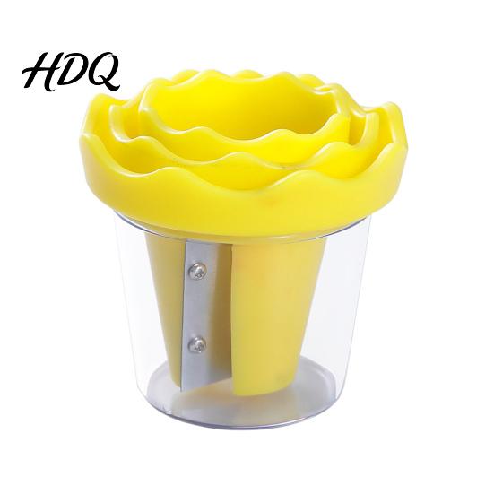 Kitchen Gadget for Garnishing Spiral Vegetable Curler Stainless Steel Blade Handheld Twister Creative Culinary Rotatable Fruit Cutter Carrots