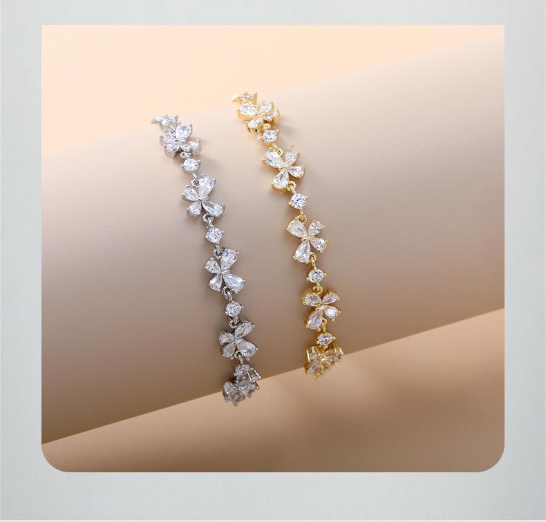 Luxurious Copper Alloy Bow Tie Bangle: Elegant Women's Jewelry