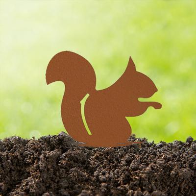 1 pz. Paletto da Giardino in Metallo a Forma di Scoiattolo - Valorizza il tuo giardino con questo paletto. Ideale per l'autunno e l'outdoor. Elegante decorazione da giardino