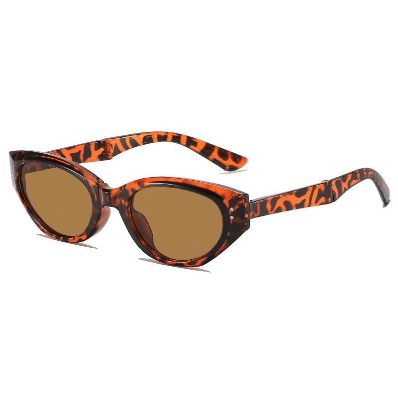 Women's Foldable UV Protection Sunglasses – Stylish, Lightweight, Summer Fashion Accessory to Flatter Your Face