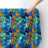 Royal Samt Stoff Polyester Zum Nähen - Motiv Bunte Schmetterlinge Auf Blauem