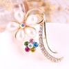 Fashionable Crystal Five-petal Flower Alloy Pearl Brooch Pin Female Corsage Female Exquisite Hypoallergenic Luxury Enamel Brooch Long-Lasting Color