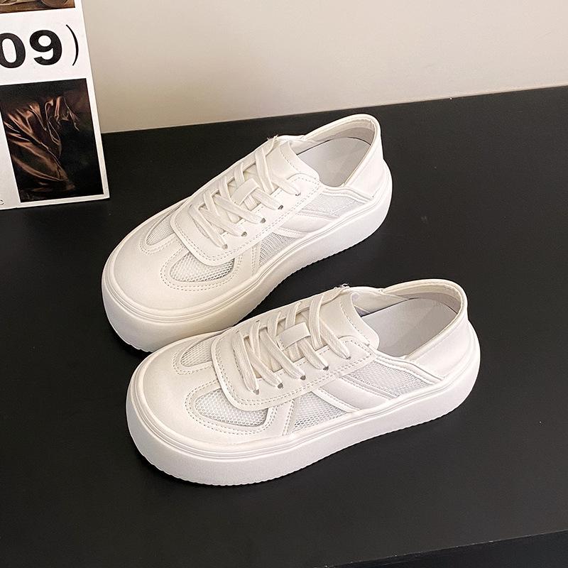 

Нишевый дизайн два способа носки толстая подошва маленькие белые туфли женские 2025 лето новые универсальные дышащие трендовые увеличивающие рост повседневные кеды 40