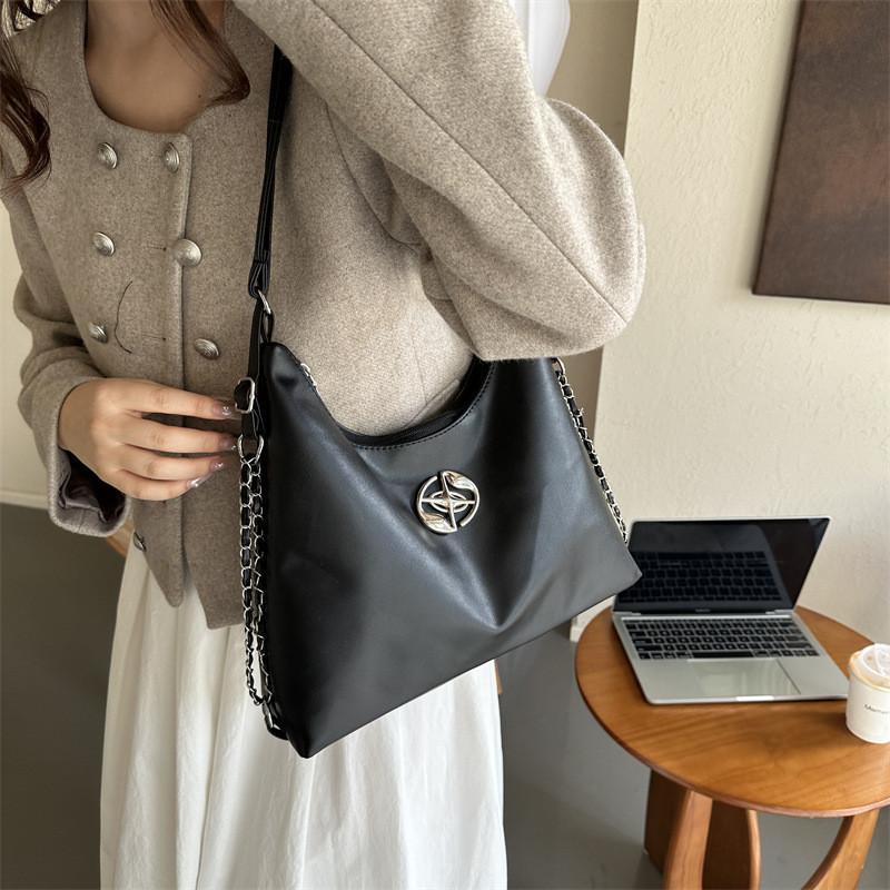 Trendy Oversized Single Shoulder Bag For Women With Unique Design Elements