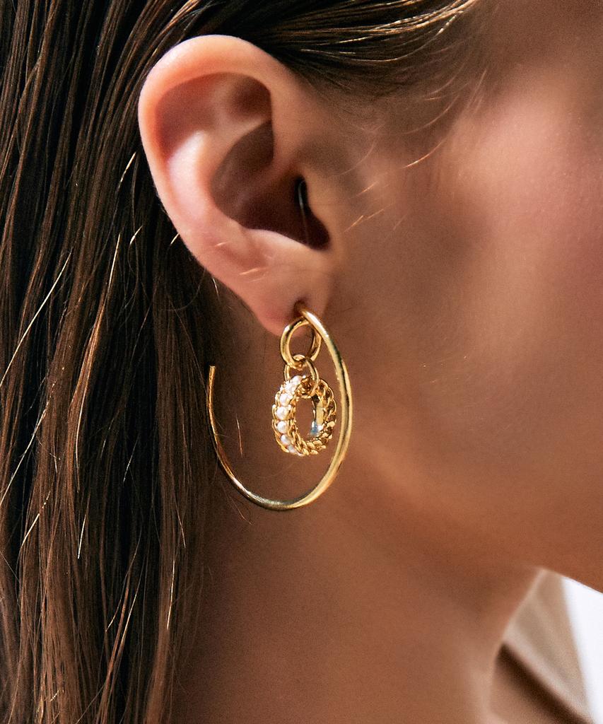 Ille Lan Gentler Hoop Earrings