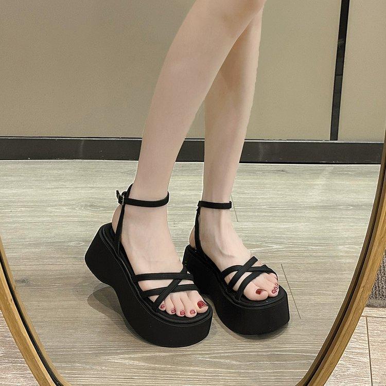 French muffin thick-soled simple temperament with sandals women's shoes 2025 new summer height-increasing Roman shoes