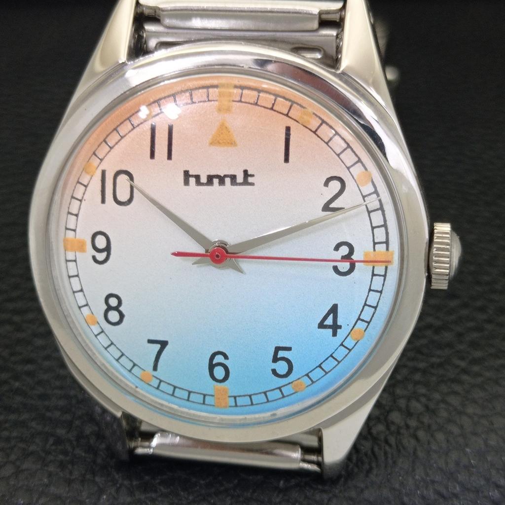 HMT HAND-WINDING INDIAN MENS VINTAGE WRIST WATCH A702824-1 R211-a702824
