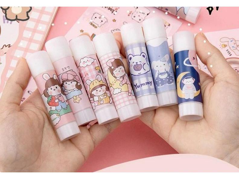 High Viscosity Cute Cartoon Glue Stick for Students - Solid Craft Adhesive