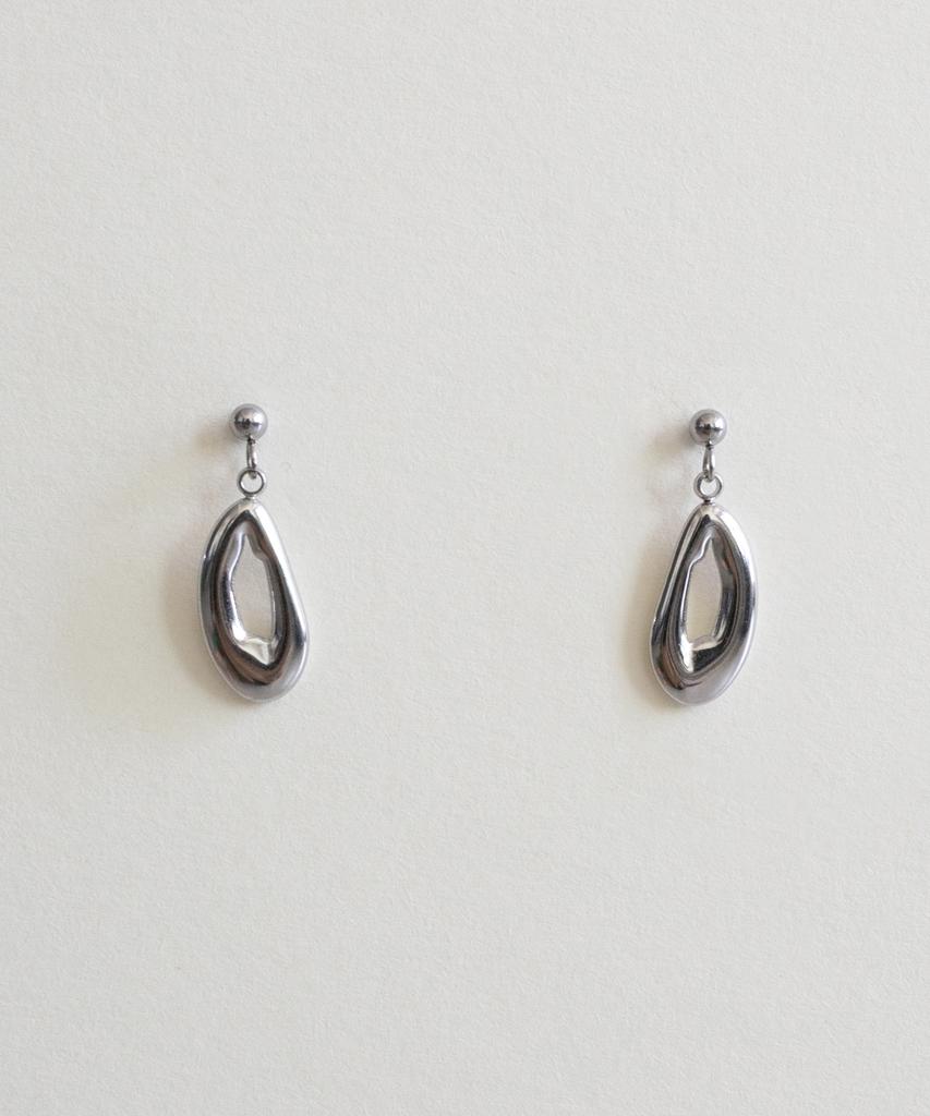 Merrymotive Organic Shape Pendant Earring