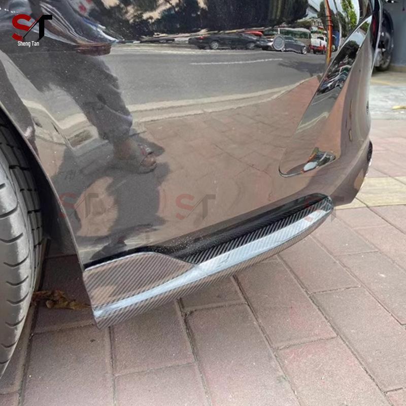 Carbon Fiber Rear Corner Splitters for Mercedes-Benz C-Class W205 C63 (FD Style)