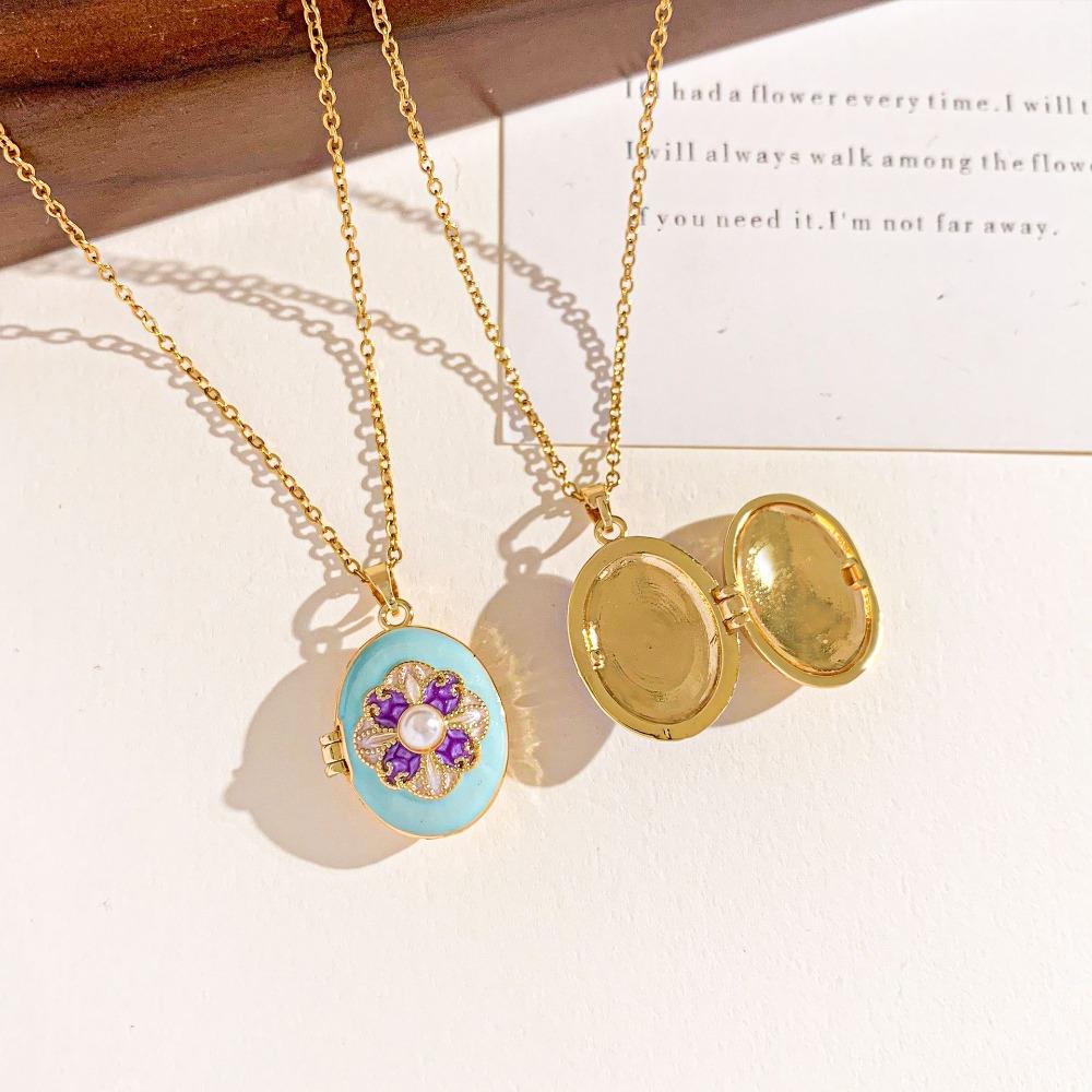 Inlaid Rhinestones Photo Locket Pendant Necklace Openable Gold Clavicle Chain Birthday Gift